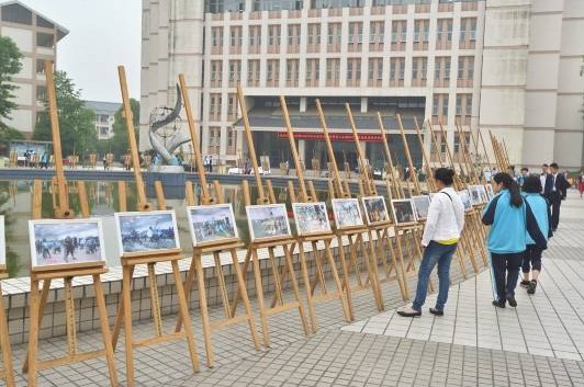 都江堰市职业中学实训设备