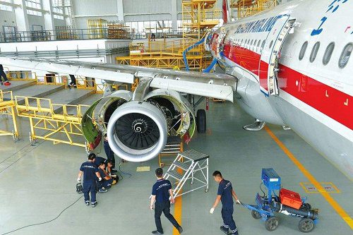 报考四川航空学校有什么优势吗？