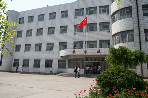 中国水电七局高级技工学校报名条件有哪些