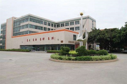 古蔺县职业高级中学校五年制大专学校乘车路线