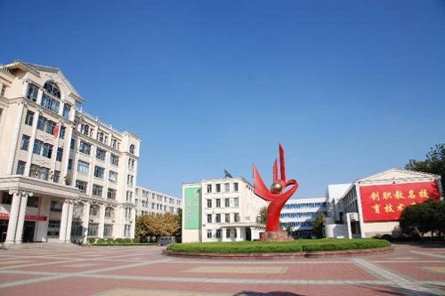 成都铁路工程学校五年制大专学校乘车路线