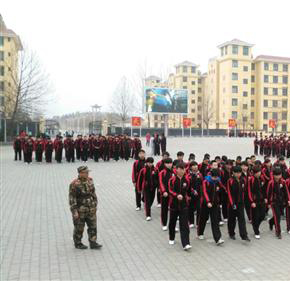 自贡市兴超文武学校图片