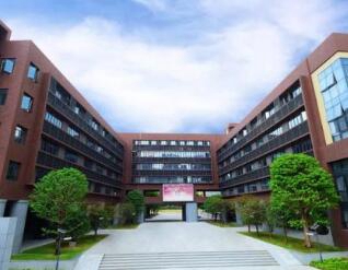 重庆市机械电子高级技工学校五年制大专图片